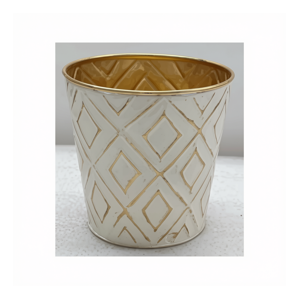GARDEN PLANTER
